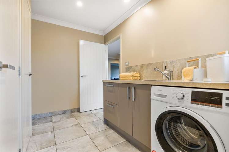 16 Bernice Crescent Yaldhurst_14