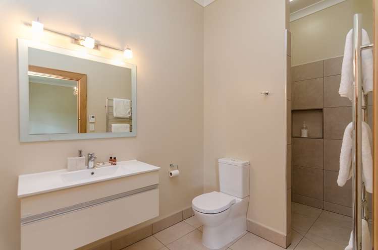 16 Howard Street Carterton_23