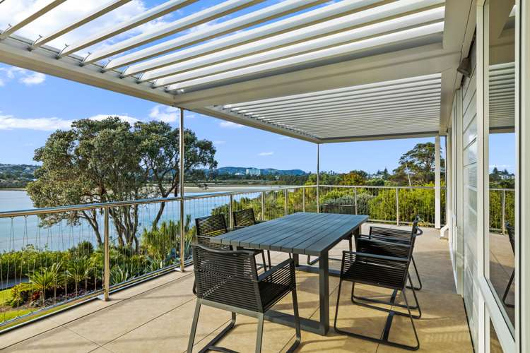 42 Pohutukawa Avenue Red Beach_6