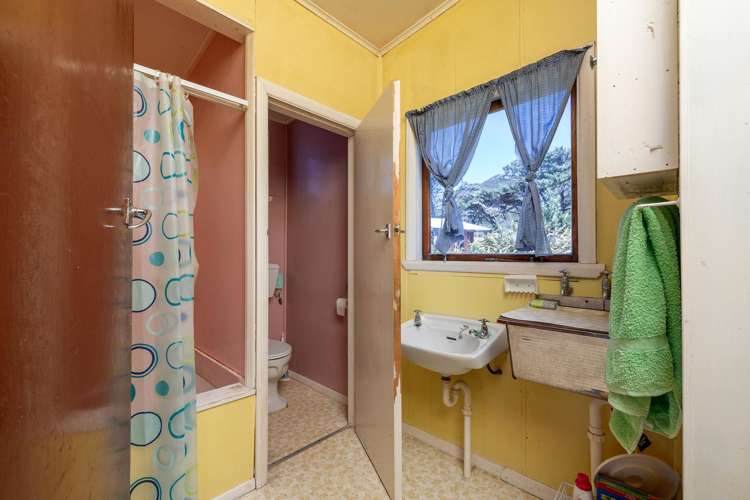 1129 Mataikona Road Mataikona_7