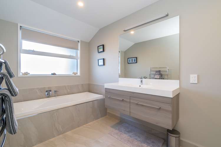 27 Ben Lomond Drive Mosgiel_14