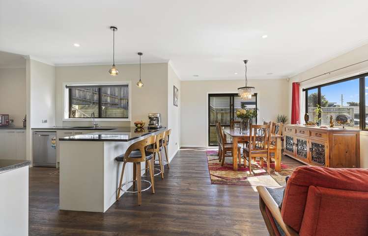 13 Madeira Close Whitby_4