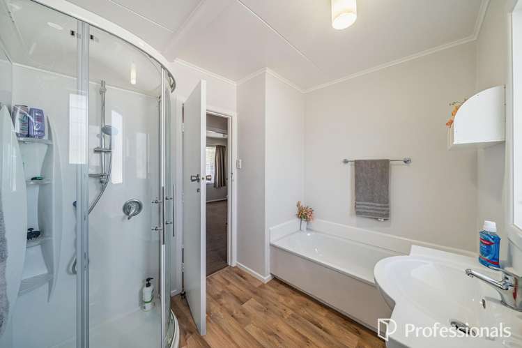 22 Mountbatten Grove Clouston Park_17