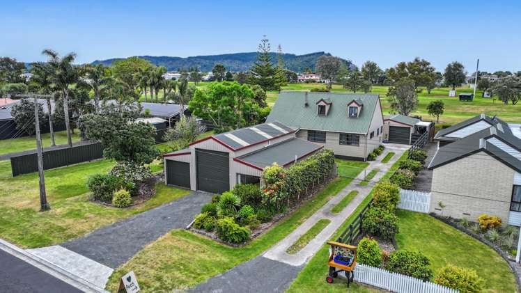 128 Kiwi Road Whangamata_1