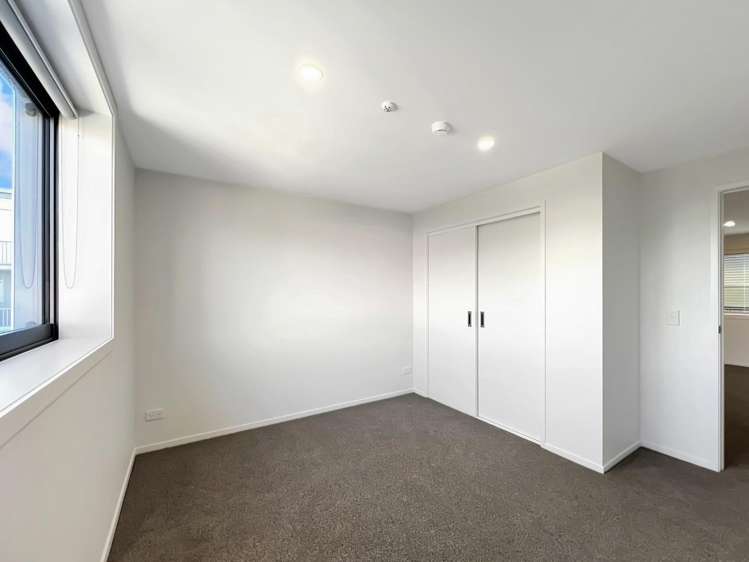 2B/20 Morning Star Place 2798_13