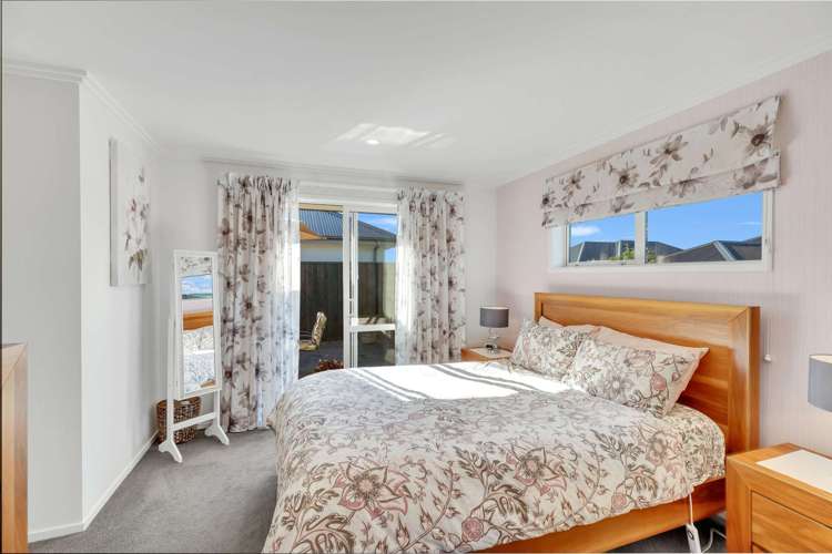 6 Crossley Avenue Woodend_15