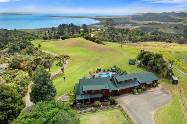 Dual-Living Oasis with Spectacular Views