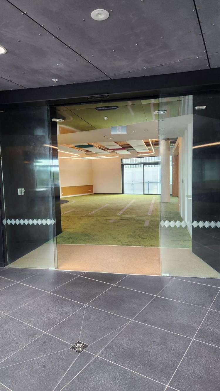 Level 2&3/381 Great South Road Ellerslie_12
