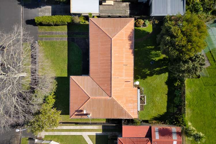 17 Scott Avenue Hamilton East_14