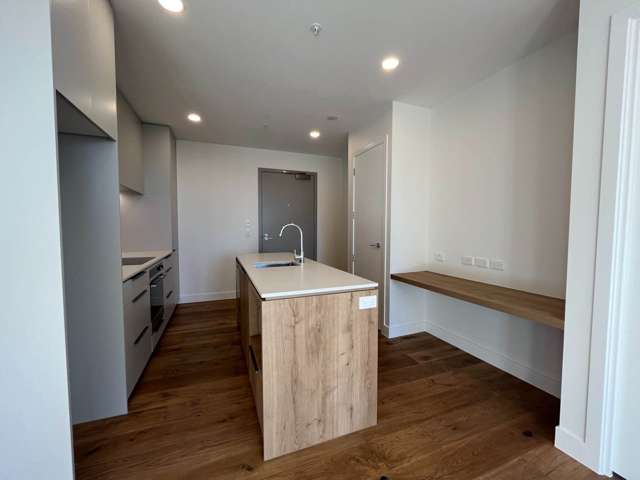 502/2 Grahame Breed Drive Three Kings_4