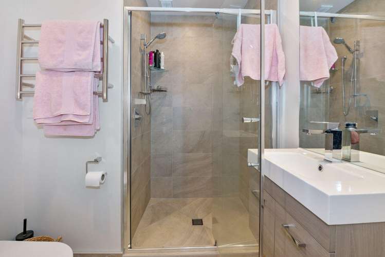 42 Memorial Park Lane Hobsonville_6