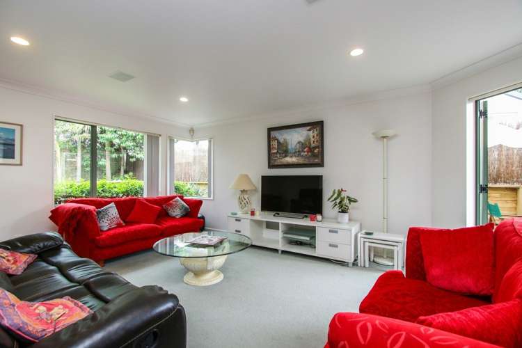 2/11 The Rosebowl Sunnyhills_6