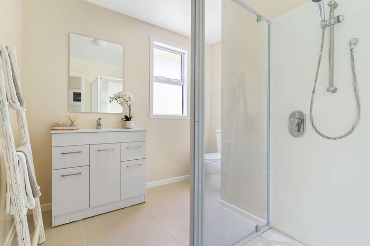 99 Monarch Avenue Hillcrest_11