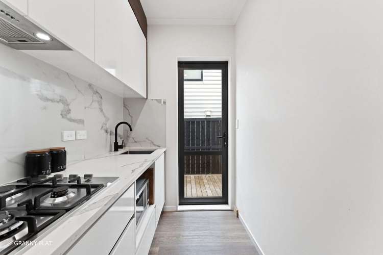 82 Charlestown Drive_0
