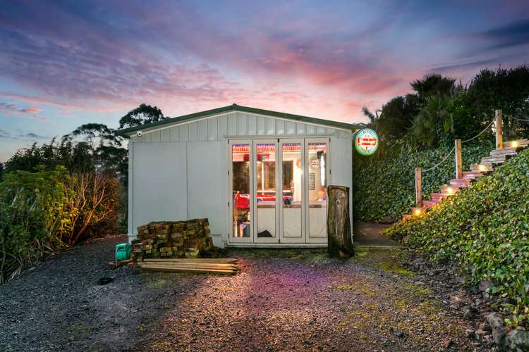 1225 East Coast Road Redvale_8