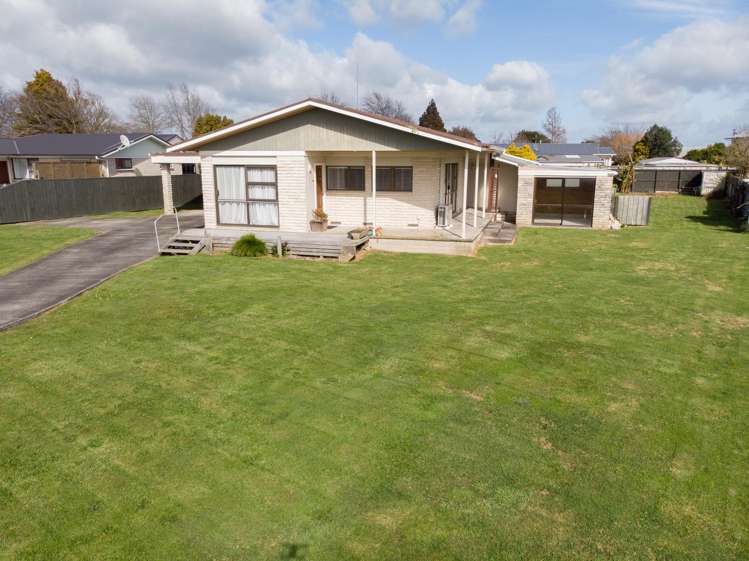 2 McQuarrie Place Ngatea_19