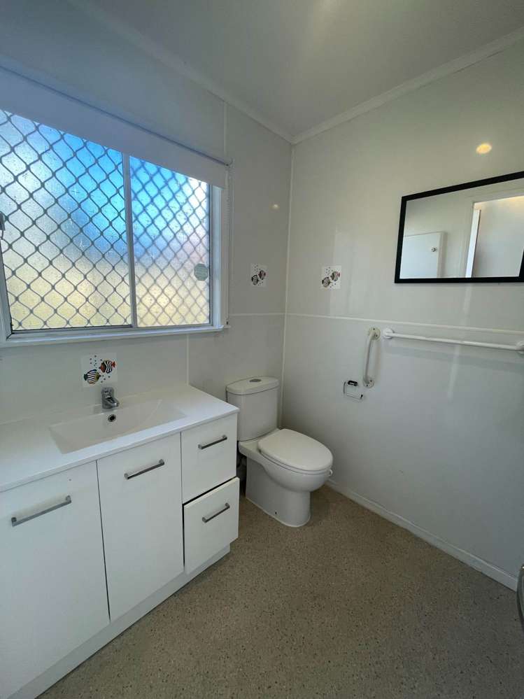 3/80 West Coast Road Glen Eden_15