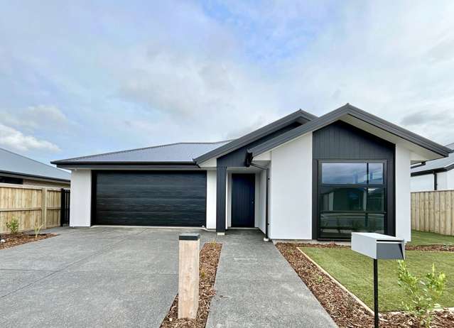 4 bedroom family home in Arbor Green