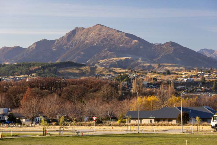 1 Studholme Rise Wanaka_5