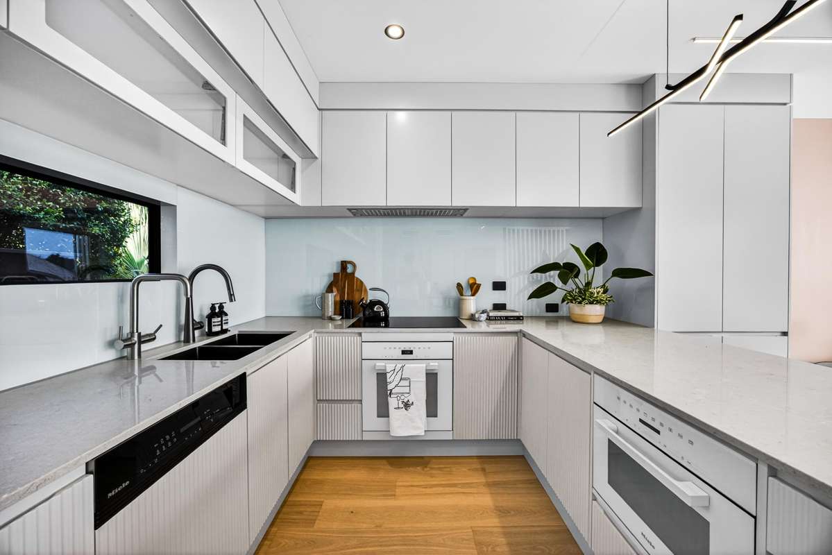 2&3/ 5 Parawai Crescent_1