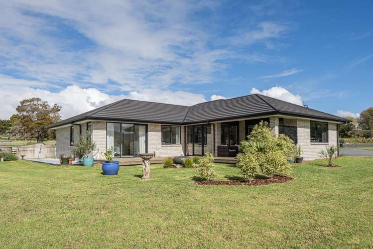 11 Cherrywood Rise Paparoa_1