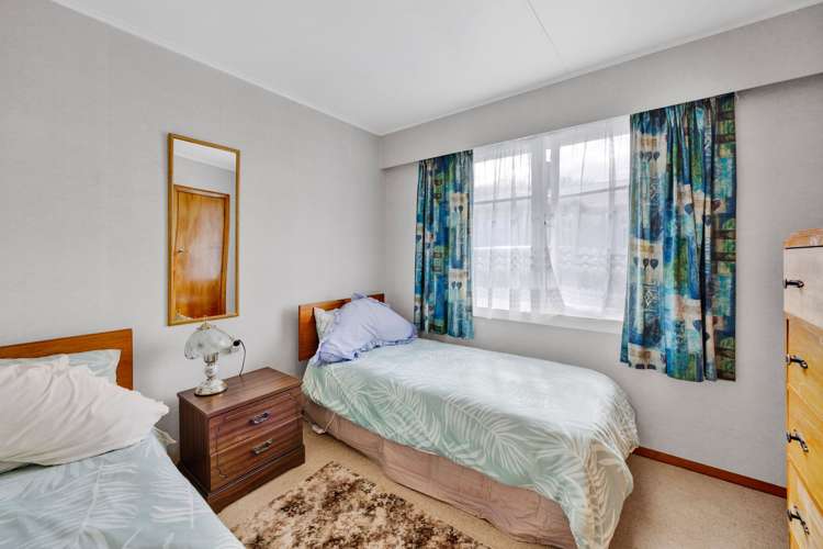 63 Longfellow Road Opunake_11