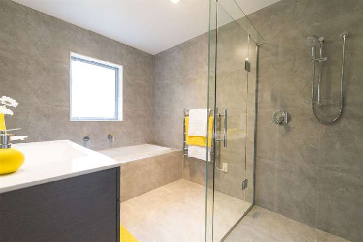 18 Leebank Crescent Riverhead_11