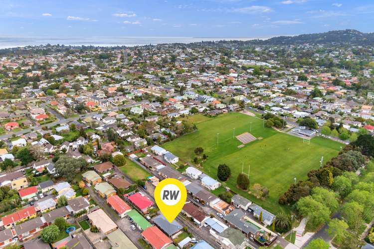 2/52 Seabrook Avenue New Lynn_18