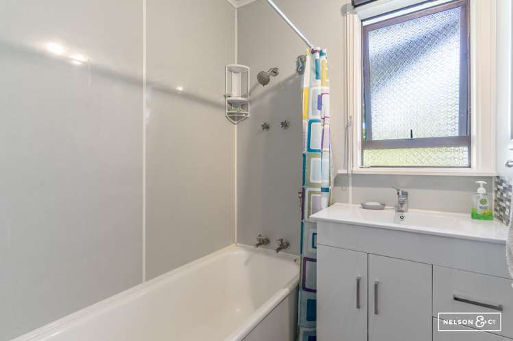 8 Ainsdale Place Manurewa_12