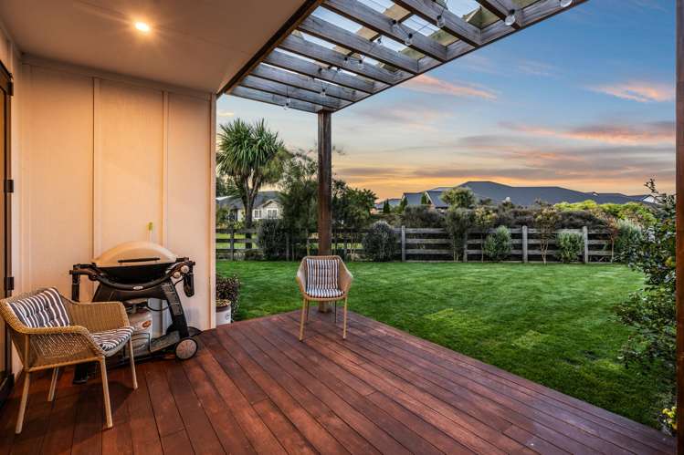 32 Carnaveron Drive Lincoln_26