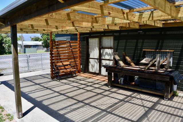 7 Hunter Street Karamea_2