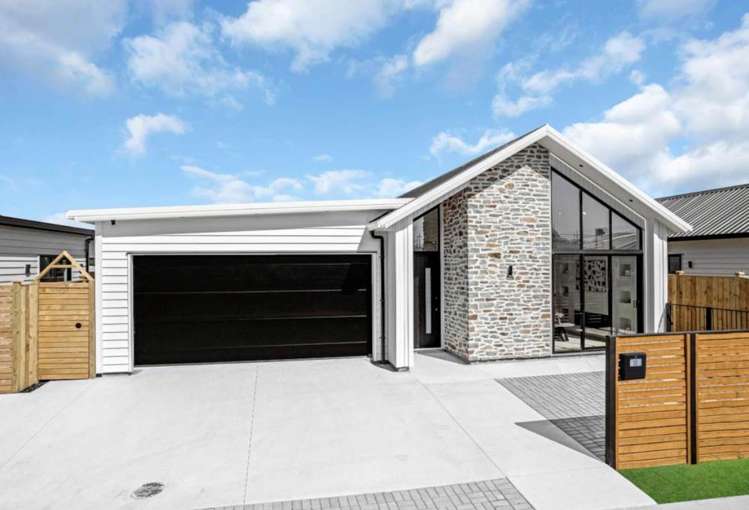 12 & 14 Tuwai Crescent Opaheke_7