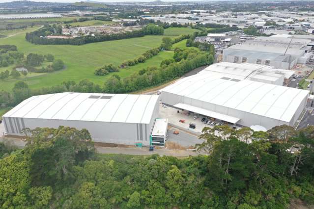 PD2/90 Pavilion Drive Mangere_1