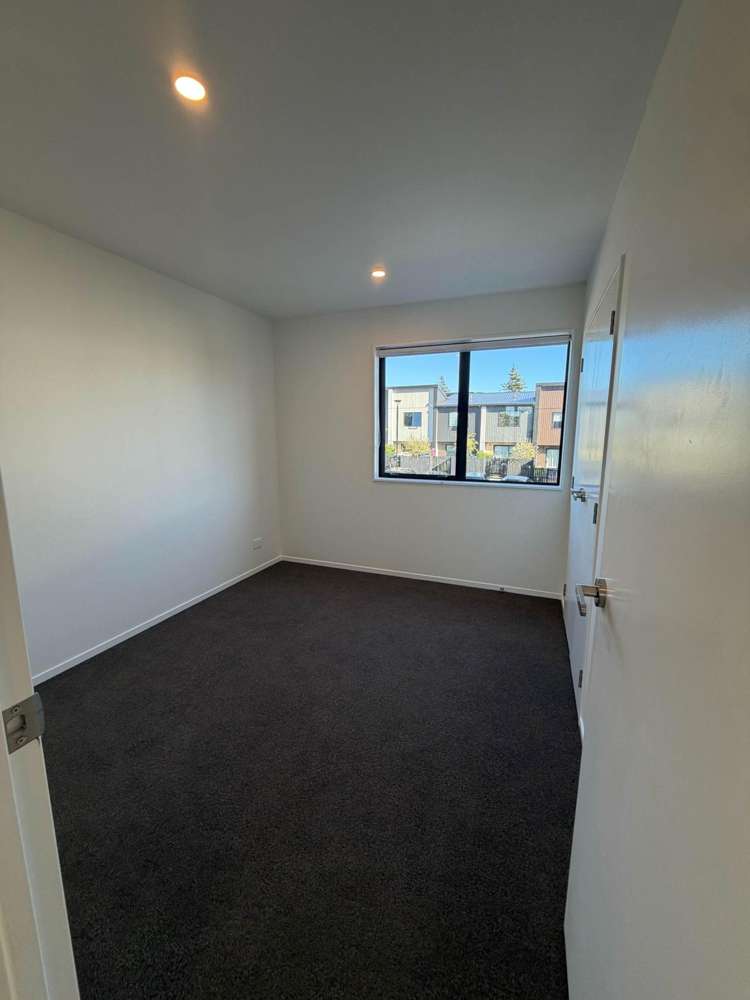 1/470 West Coast Road Glen Eden_4