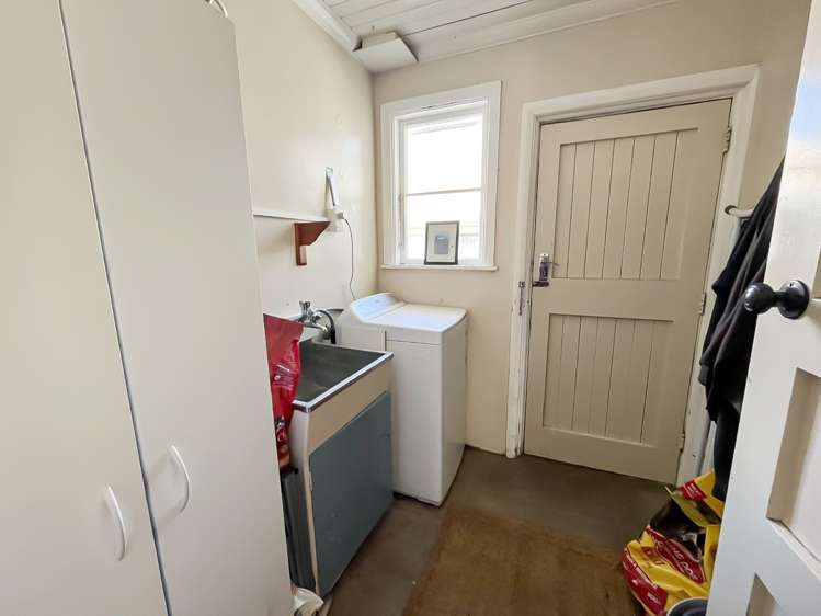 660 Featherston Street Roslyn_8