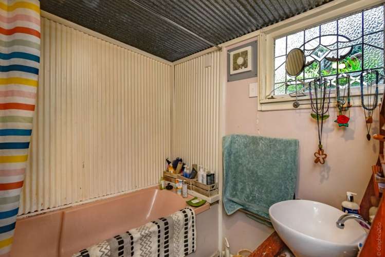 39 Ticehurst Road Lyttelton_17