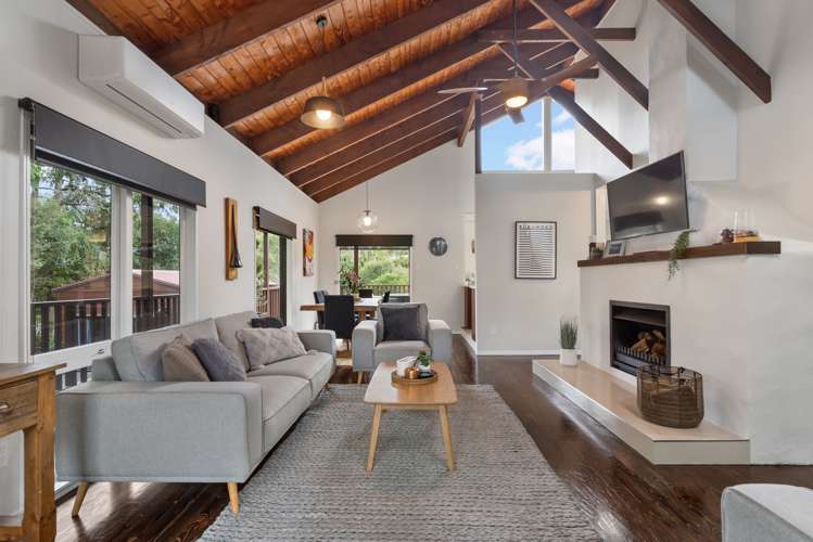 520 West Coast Road Oratia_8