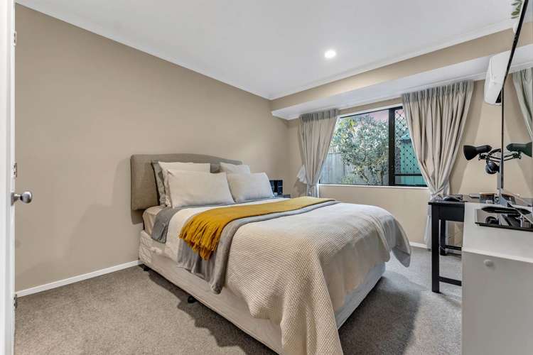 27 Maghera Drive East Tamaki Heights_16