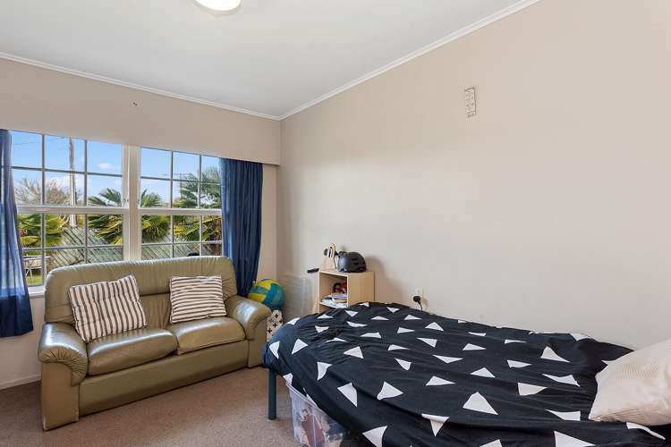 7 Southsea Crescent Silverdale_6