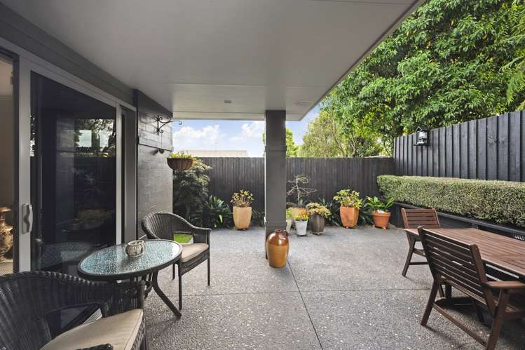 66a Basley Road Owhata_17