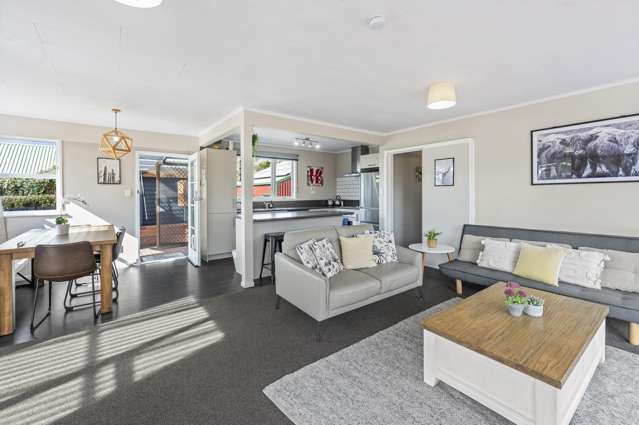 9b Holden Avenue Holdens Bay_4