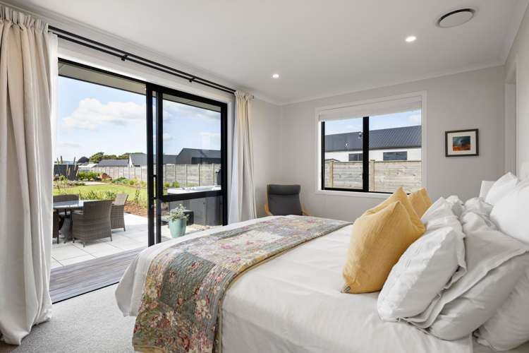 39 Sunline Drive Leamington_15