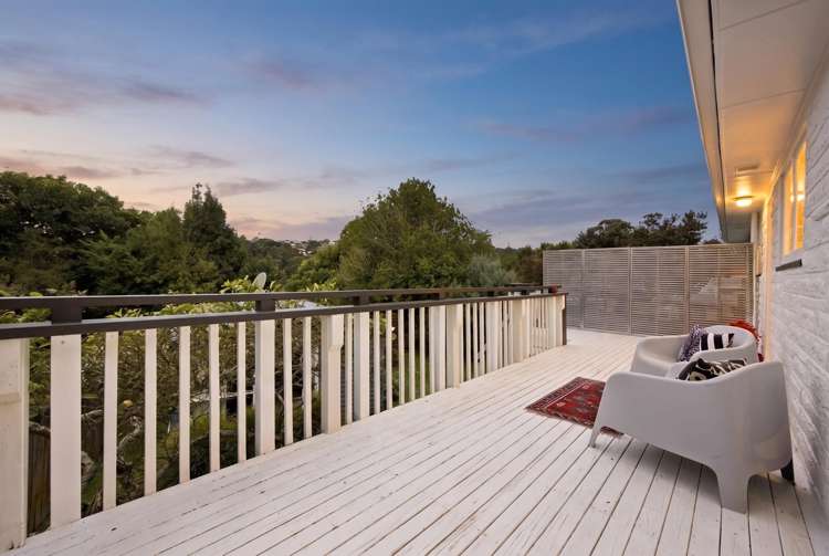 25 McPhail Street Birkdale_17