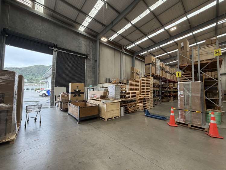 Unit 4, 21 Bell Road South Gracefield_1