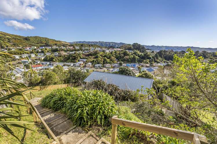 32 Northumberland Street Cannons Creek_24