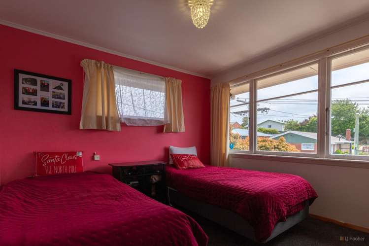 14 Sherratt Street West End_13