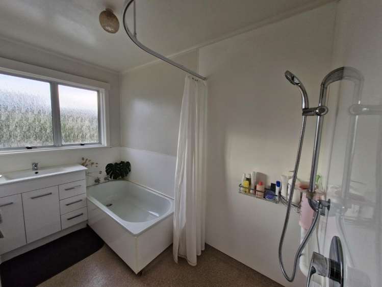 119 Eskdale Road Birkdale_10