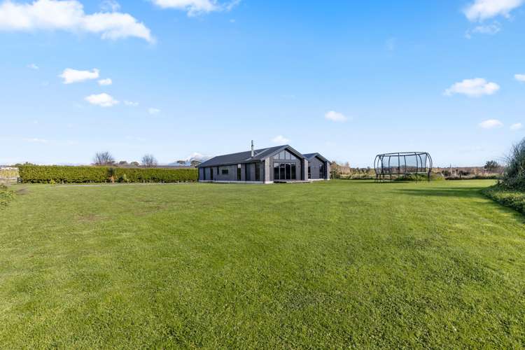 502 Egmont Road Hillsborough_22