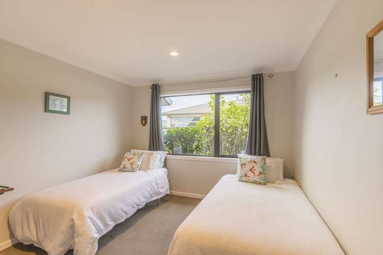 8 Pateke Way Paraparaumu Beach_14