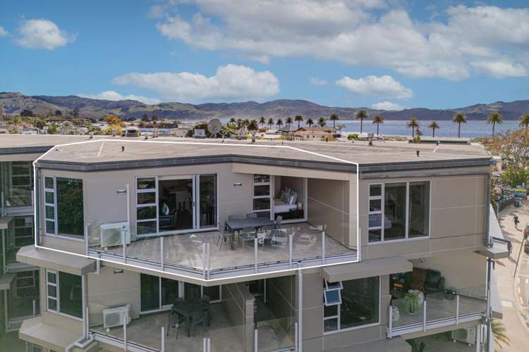 3a/8 The Esplanade Whitianga_1